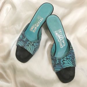 Vintage Ferragamo Butterfly 🦋 Slides 7